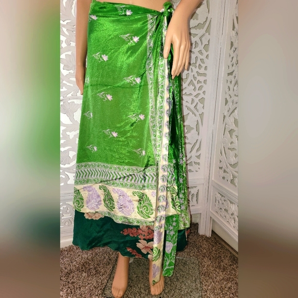Exotic Silk Boho Green Multicolor Reversible Wrap Maxi Skirt - Picture 13 of 16
